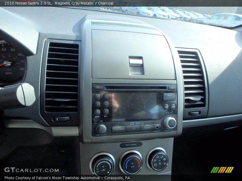 Magnetic Gray Metallic / Charcoal 2010 Nissan Sentra 2.0 SL