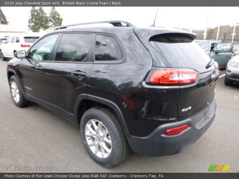 Brilliant Black Crystal Pearl / Black 2016 Jeep Cherokee Sport 4x4