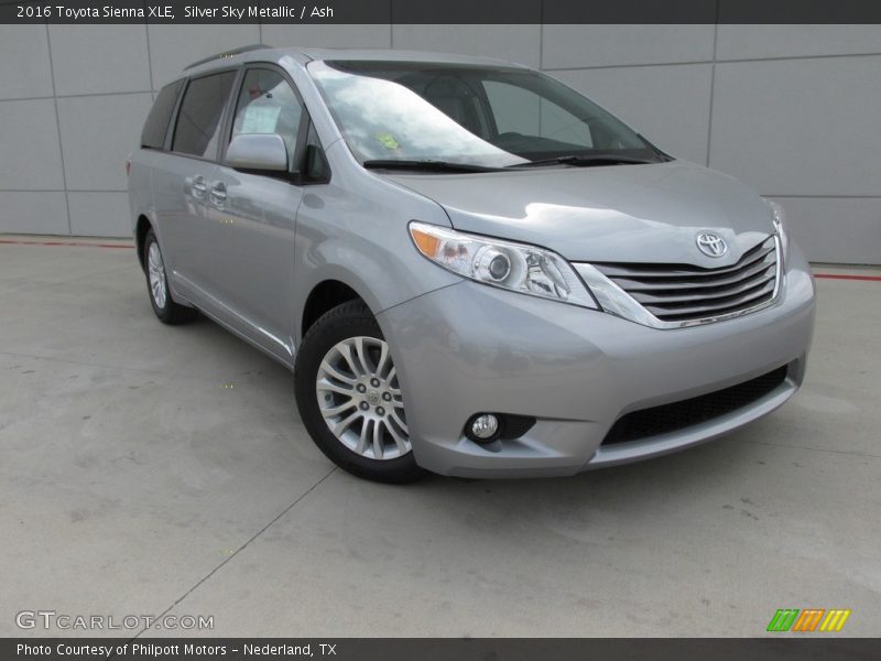 Silver Sky Metallic / Ash 2016 Toyota Sienna XLE