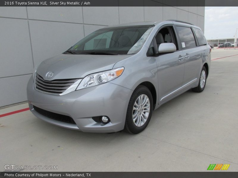 Silver Sky Metallic / Ash 2016 Toyota Sienna XLE