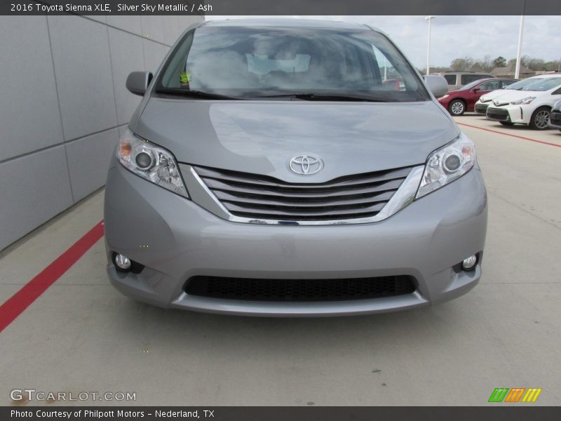 Silver Sky Metallic / Ash 2016 Toyota Sienna XLE