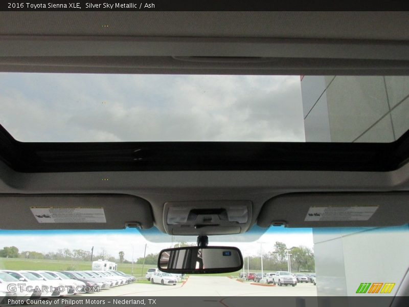 Silver Sky Metallic / Ash 2016 Toyota Sienna XLE
