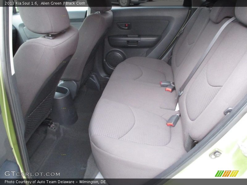 Alien Green / Black Cloth 2013 Kia Soul 1.6