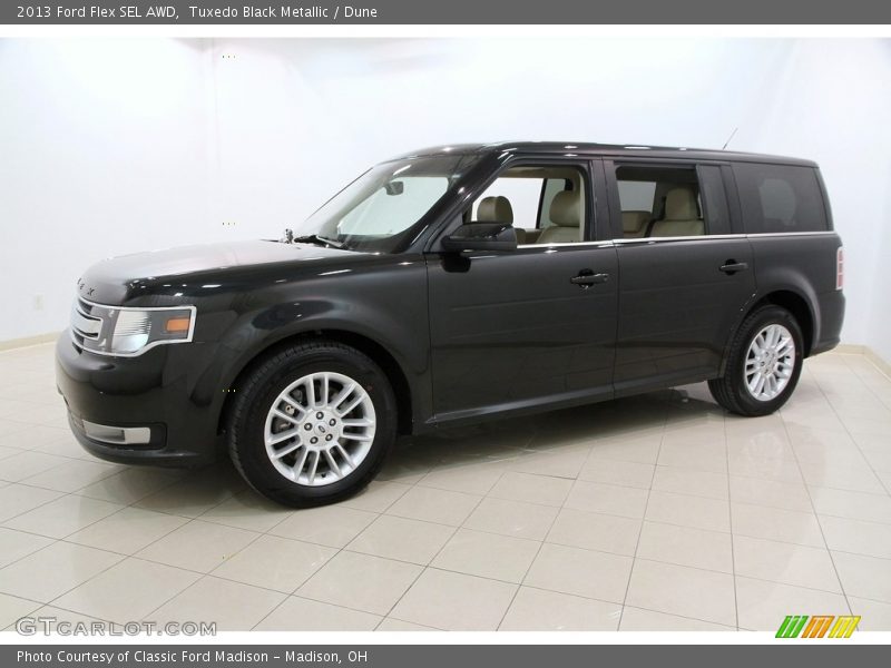 Tuxedo Black Metallic / Dune 2013 Ford Flex SEL AWD