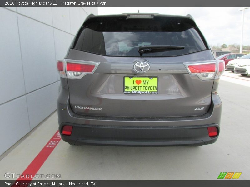 Predawn Gray Mica / Ash 2016 Toyota Highlander XLE
