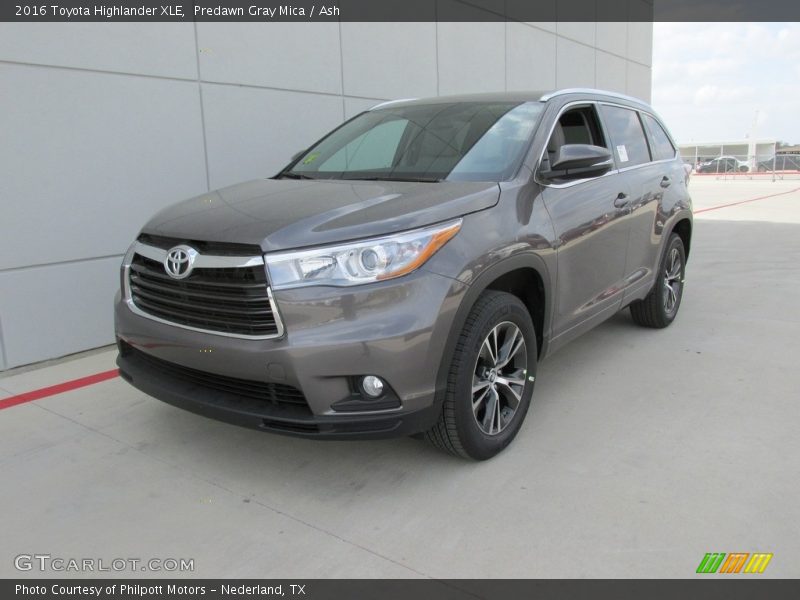 Predawn Gray Mica / Ash 2016 Toyota Highlander XLE