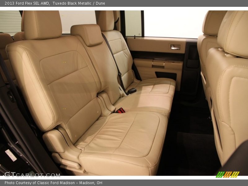 Tuxedo Black Metallic / Dune 2013 Ford Flex SEL AWD