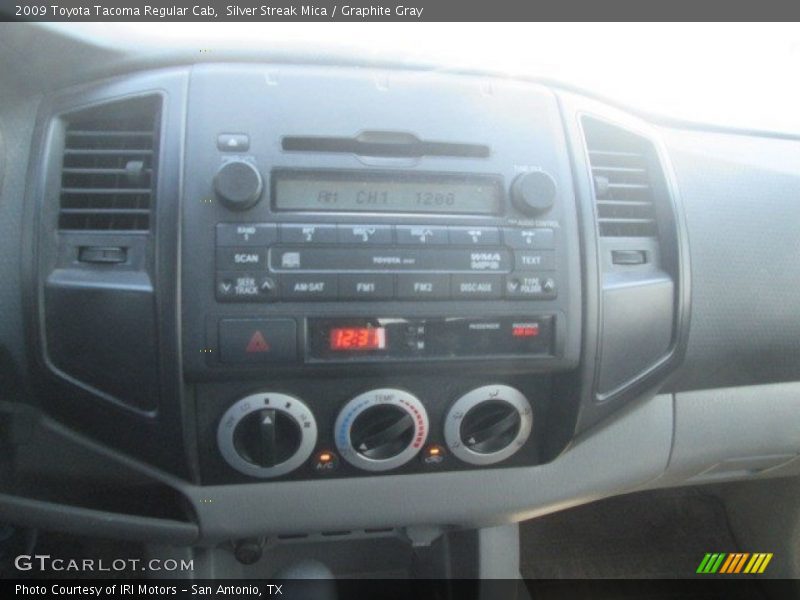 Silver Streak Mica / Graphite Gray 2009 Toyota Tacoma Regular Cab