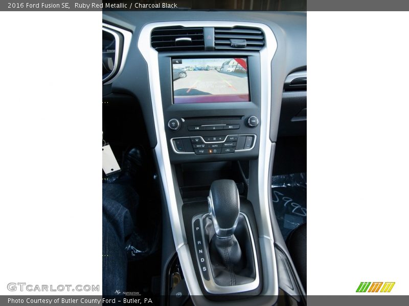 Ruby Red Metallic / Charcoal Black 2016 Ford Fusion SE