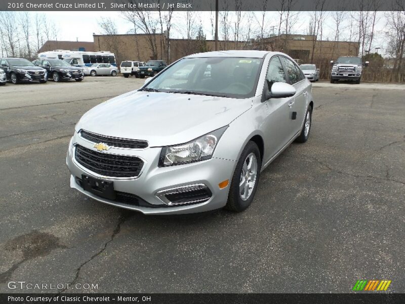 Silver Ice Metallic / Jet Black 2016 Chevrolet Cruze Limited LT