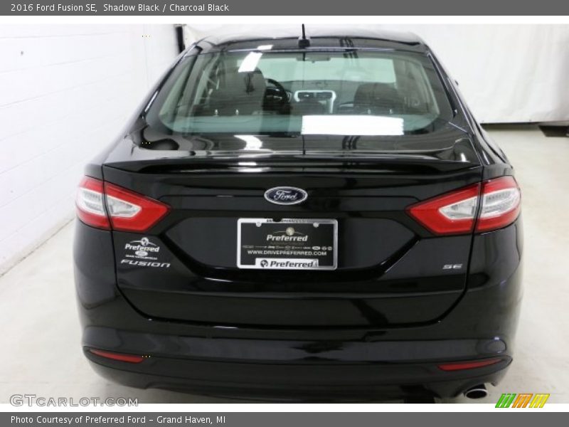 Shadow Black / Charcoal Black 2016 Ford Fusion SE