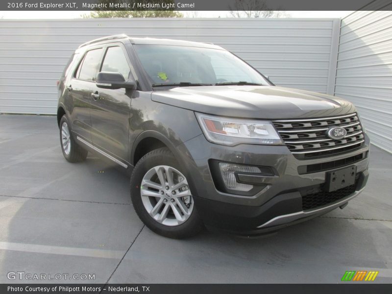 Magnetic Metallic / Medium Light Camel 2016 Ford Explorer XLT