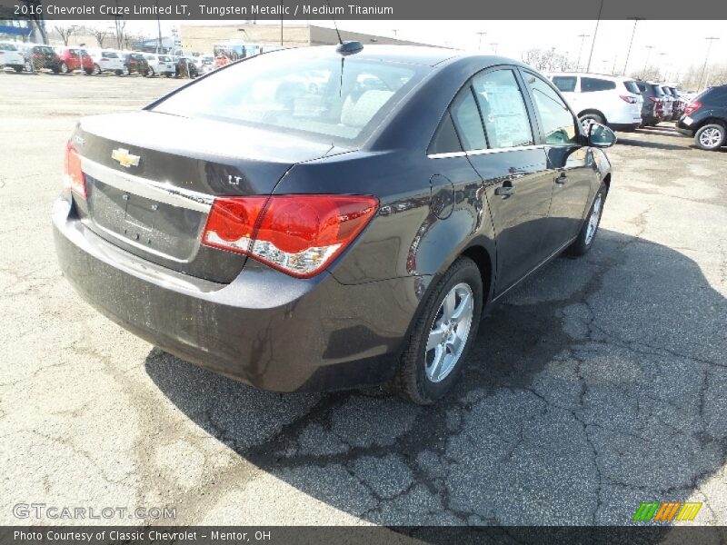 Tungsten Metallic / Medium Titanium 2016 Chevrolet Cruze Limited LT