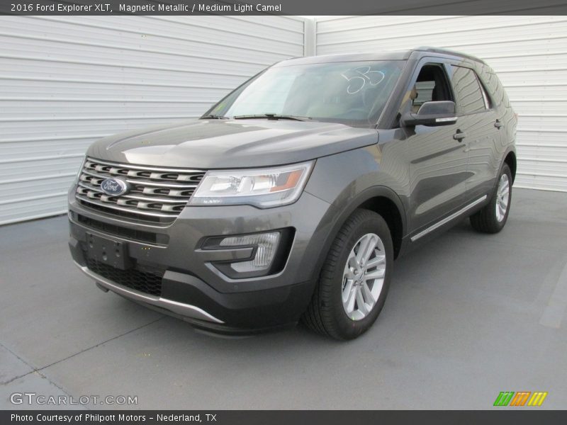 Magnetic Metallic / Medium Light Camel 2016 Ford Explorer XLT