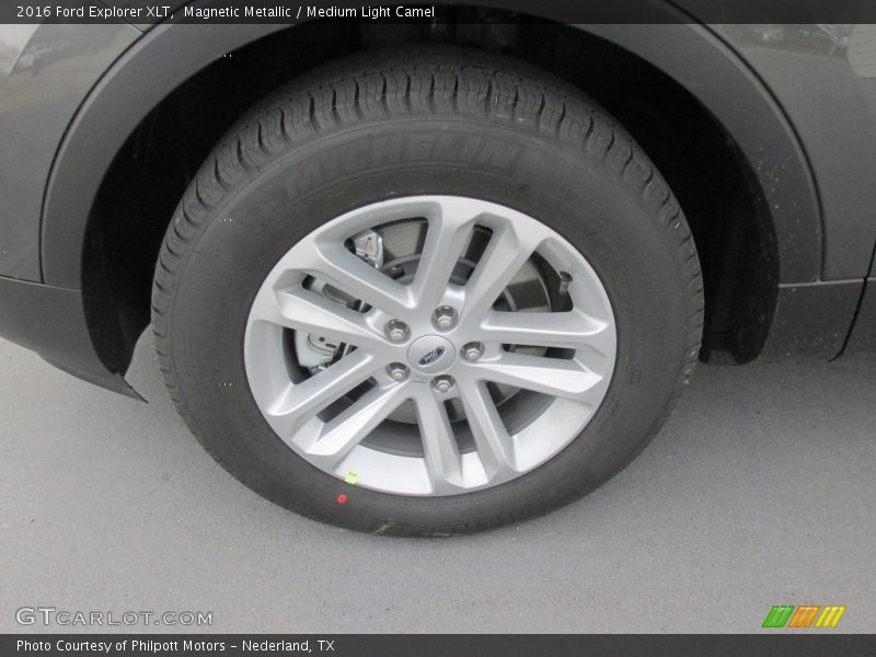 Magnetic Metallic / Medium Light Camel 2016 Ford Explorer XLT