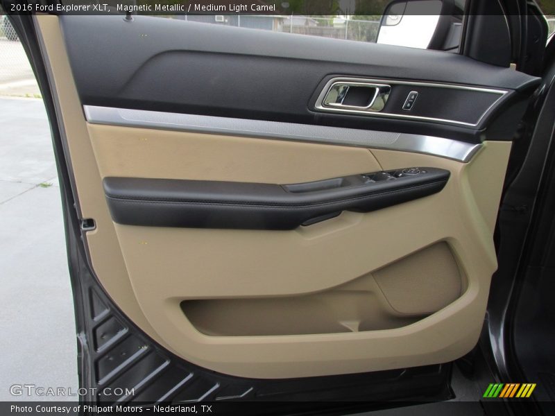 Magnetic Metallic / Medium Light Camel 2016 Ford Explorer XLT