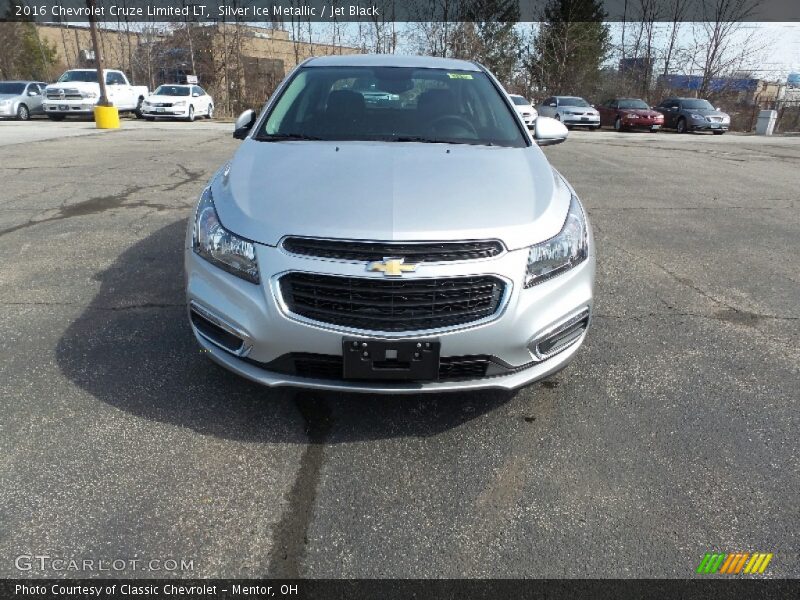 Silver Ice Metallic / Jet Black 2016 Chevrolet Cruze Limited LT