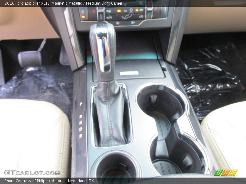 Magnetic Metallic / Medium Light Camel 2016 Ford Explorer XLT