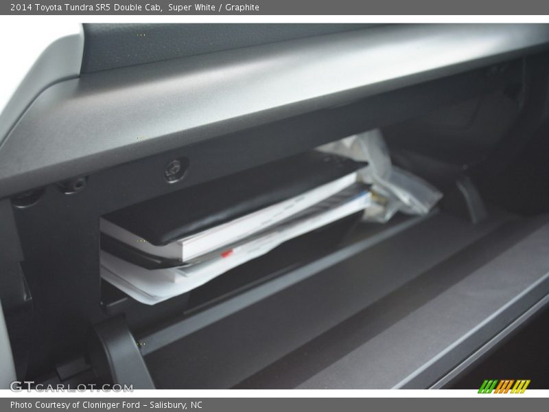 Super White / Graphite 2014 Toyota Tundra SR5 Double Cab