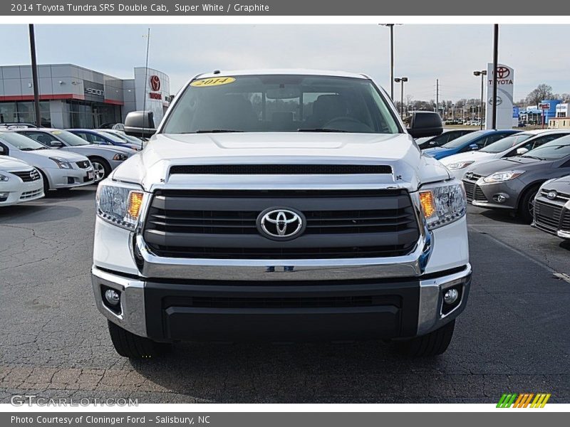Super White / Graphite 2014 Toyota Tundra SR5 Double Cab