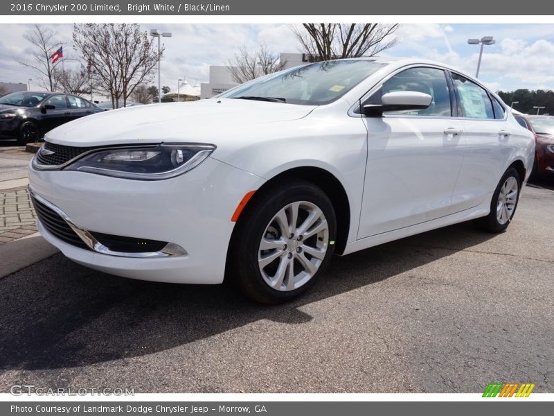Bright White / Black/Linen 2016 Chrysler 200 Limited