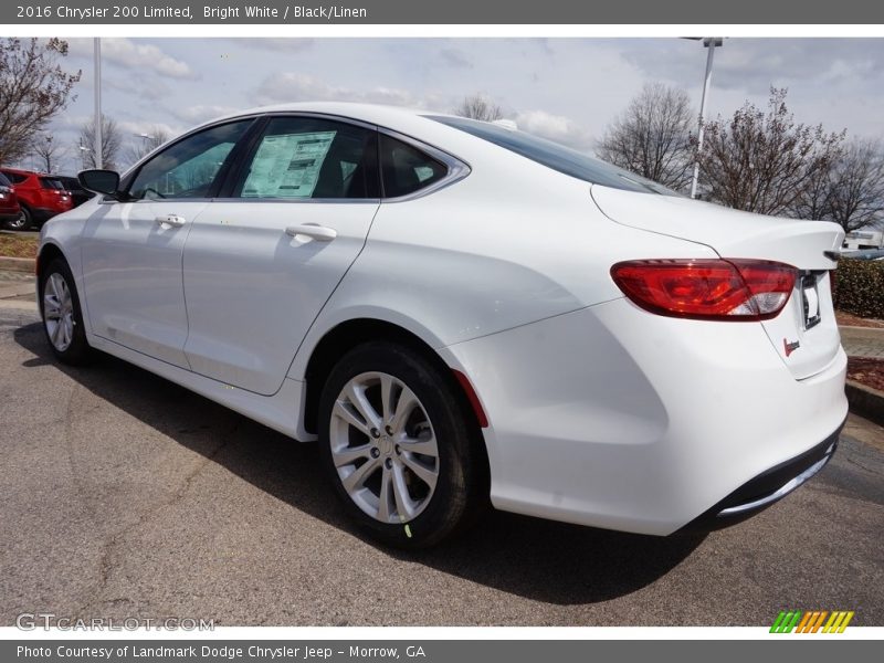 Bright White / Black/Linen 2016 Chrysler 200 Limited