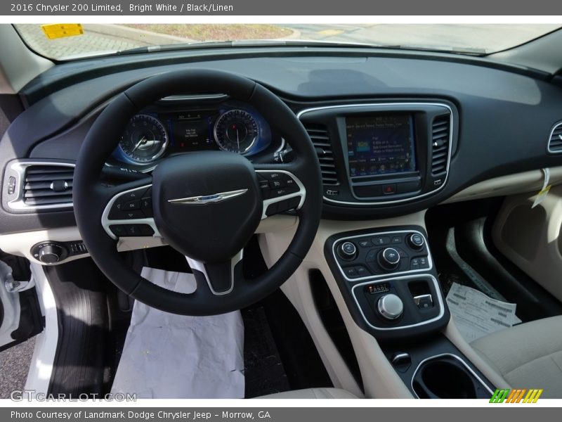 Bright White / Black/Linen 2016 Chrysler 200 Limited
