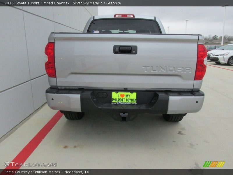 Silver Sky Metallic / Graphite 2016 Toyota Tundra Limited CrewMax