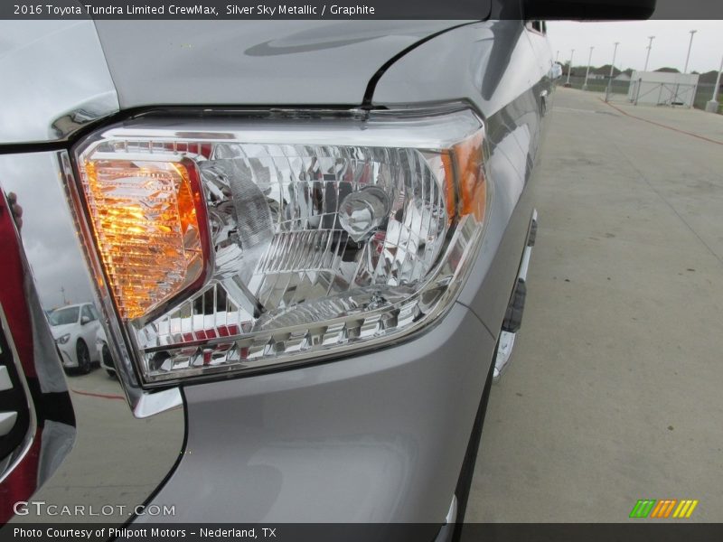 Silver Sky Metallic / Graphite 2016 Toyota Tundra Limited CrewMax