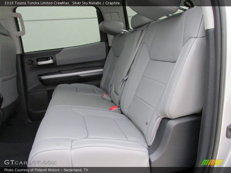 Silver Sky Metallic / Graphite 2016 Toyota Tundra Limited CrewMax