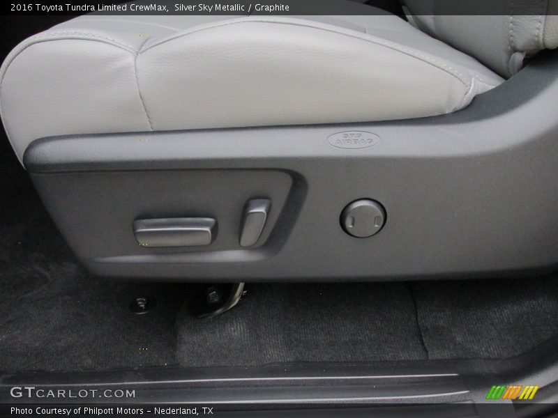 Silver Sky Metallic / Graphite 2016 Toyota Tundra Limited CrewMax