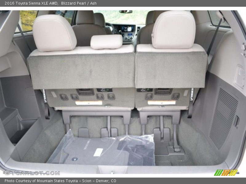 Blizzard Pearl / Ash 2016 Toyota Sienna XLE AWD