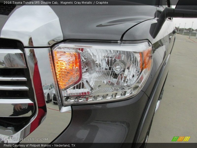 Magnetic Gray Metallic / Graphite 2016 Toyota Tundra SR5 Double Cab