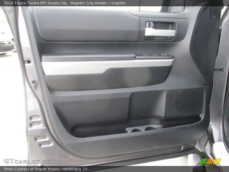 Magnetic Gray Metallic / Graphite 2016 Toyota Tundra SR5 Double Cab