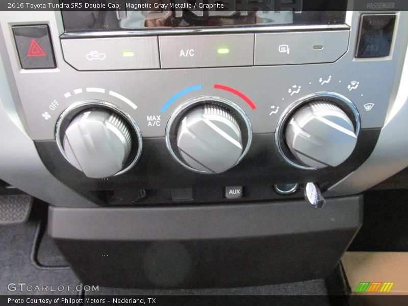 Magnetic Gray Metallic / Graphite 2016 Toyota Tundra SR5 Double Cab