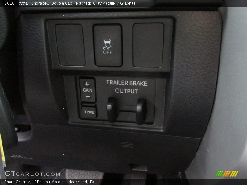 Magnetic Gray Metallic / Graphite 2016 Toyota Tundra SR5 Double Cab