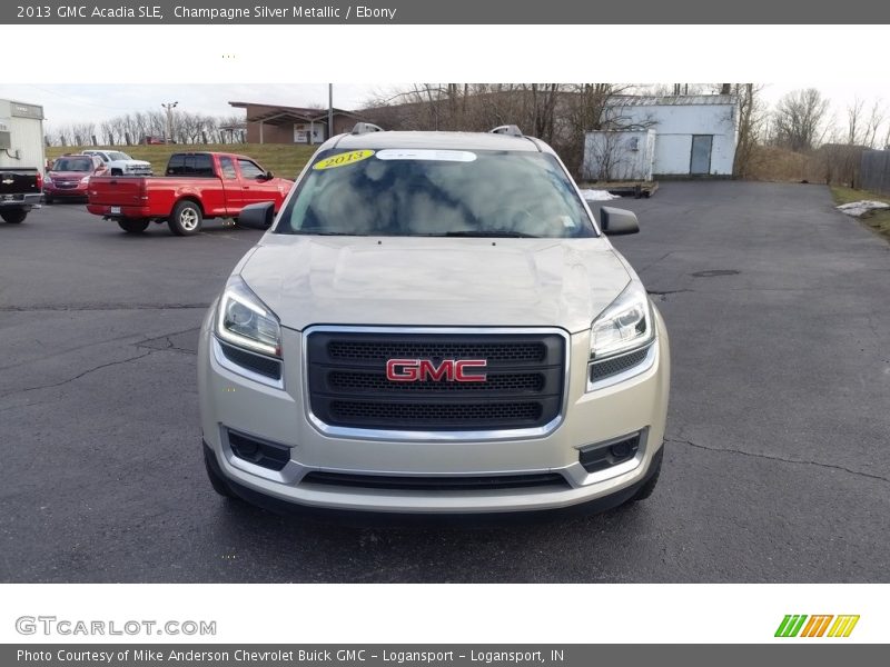 Champagne Silver Metallic / Ebony 2013 GMC Acadia SLE