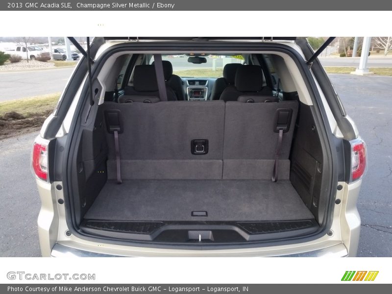 Champagne Silver Metallic / Ebony 2013 GMC Acadia SLE