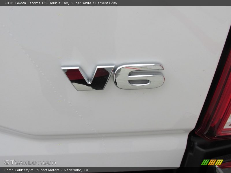 Super White / Cement Gray 2016 Toyota Tacoma TSS Double Cab