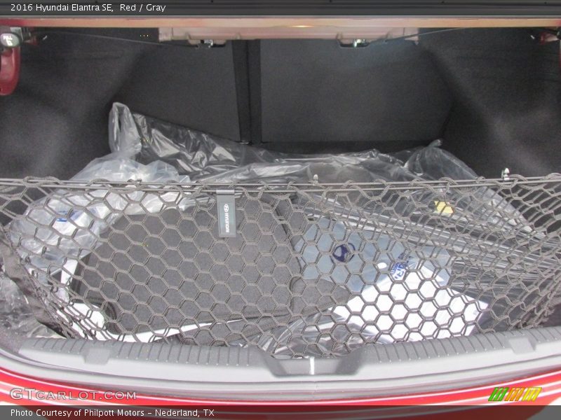 Red / Gray 2016 Hyundai Elantra SE
