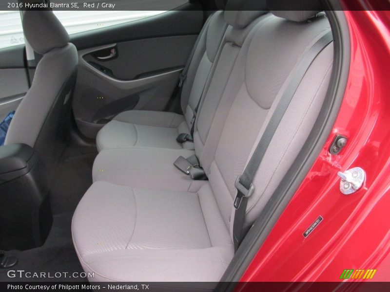 Red / Gray 2016 Hyundai Elantra SE