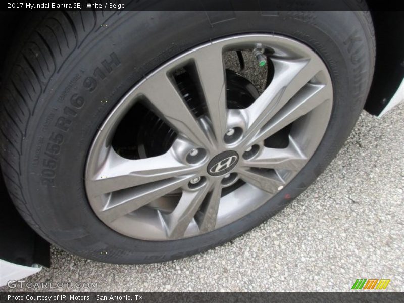 White / Beige 2017 Hyundai Elantra SE