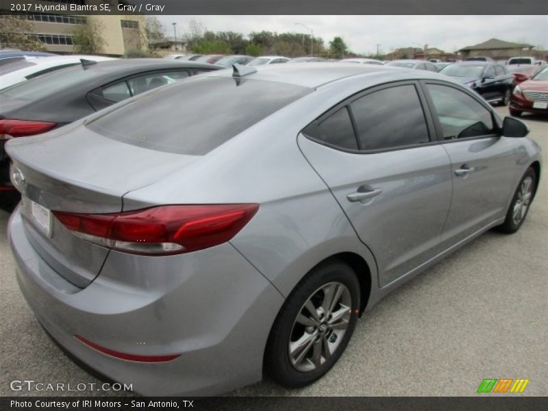 Gray / Gray 2017 Hyundai Elantra SE