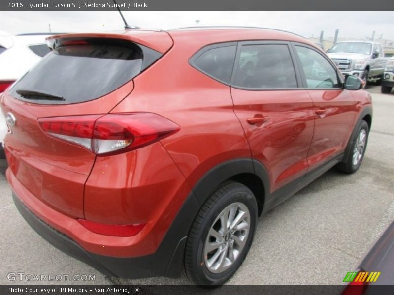 Sedona Sunset / Black 2016 Hyundai Tucson SE