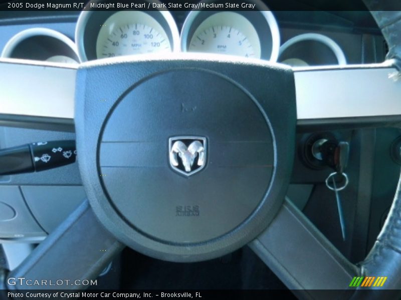 Midnight Blue Pearl / Dark Slate Gray/Medium Slate Gray 2005 Dodge Magnum R/T