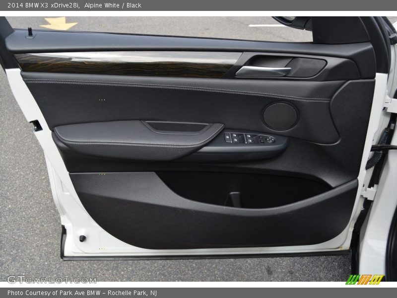 Alpine White / Black 2014 BMW X3 xDrive28i