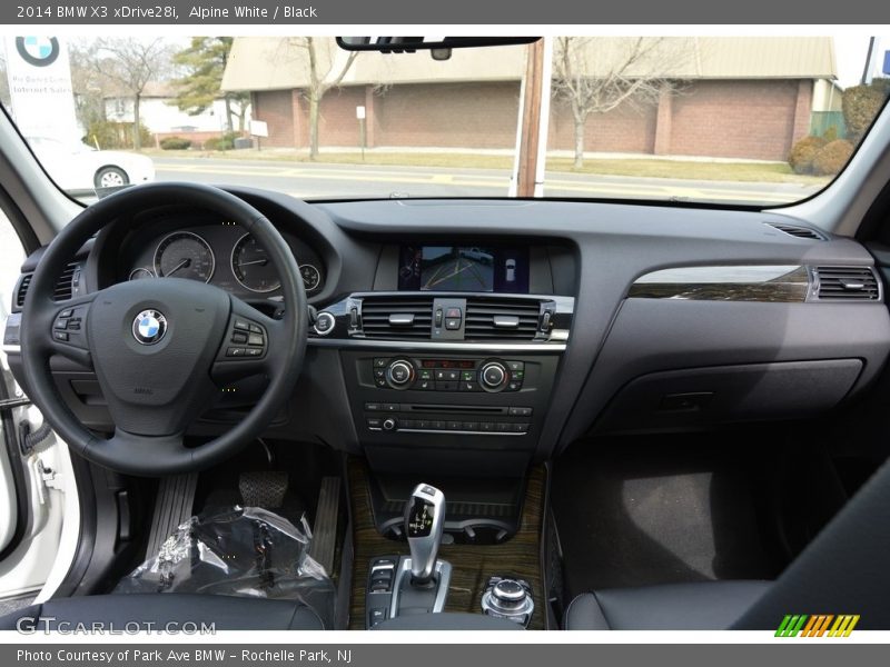 Alpine White / Black 2014 BMW X3 xDrive28i