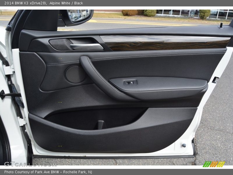 Alpine White / Black 2014 BMW X3 xDrive28i
