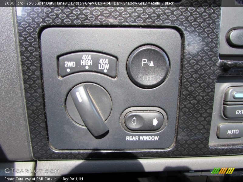 Dark Shadow Gray Metallic / Black 2006 Ford F250 Super Duty Harley Davidson Crew Cab 4x4