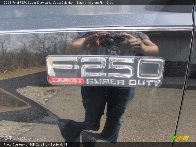 Black / Medium Flint Grey 2003 Ford F250 Super Duty Lariat SuperCab 4x4